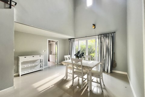 Casa de 3 dormitorios en Pattaya, Tailandia № 115328 - foto 16