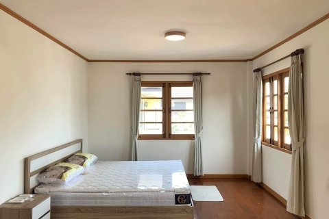 Casa de 3 dormitorios en San Sai, Tailandia № 158222 - foto 4