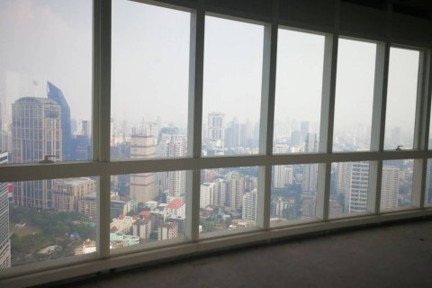 Ático de 4 dormitorios en Bangkok, Tailandia № 180767 - foto 9