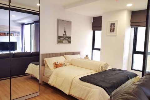 Condominio de 1 dormitorio en Bang Kho Laem, Bangkok, Tailandia № 62879 - foto 8