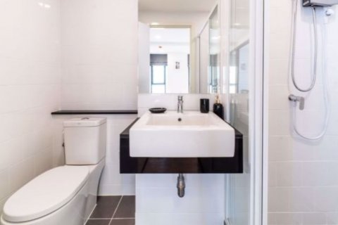 Condo à Bang Kho Laem, Bangkok, Thaïlande, 1 chambre № 62880 - photo 13