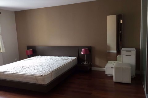 Condominio de 2 dormitorios en Yan Nawa, Bangkok, Tailandia № 62881 - foto 7