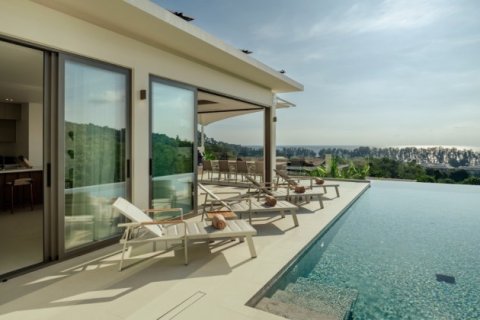 Villa on Naithon Beach, Thailand 4 bedrooms № 191073