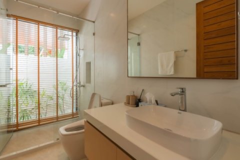 Chalet de 3 dormitorios en Phuket, Tailandia № 191075 - foto 16