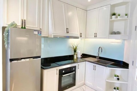 Condominio de 2 dormitorios en Watthana, Bangkok, Tailandia № 133664 - foto 11