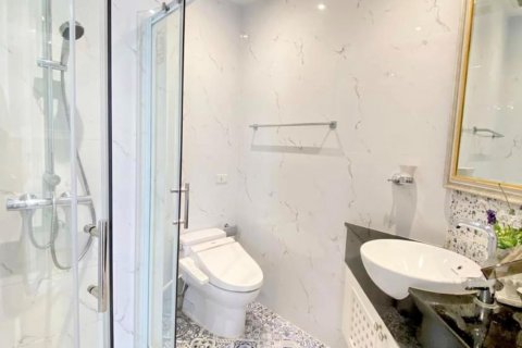 Condominio de 2 dormitorios en Watthana, Bangkok, Tailandia № 133664 - foto 26