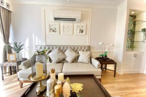 Condominio de 2 dormitorios en Watthana, Bangkok, Tailandia № 133664 - foto 6