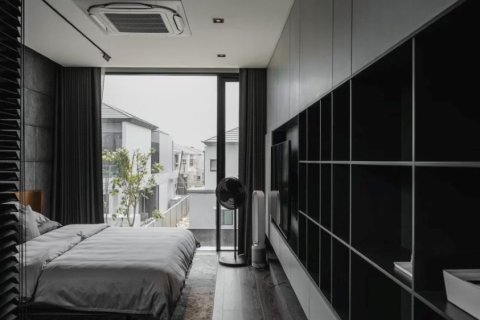 Chalet de 4 dormitorios en Bang Na, Bangkok, Tailandia № 133666 - foto 10