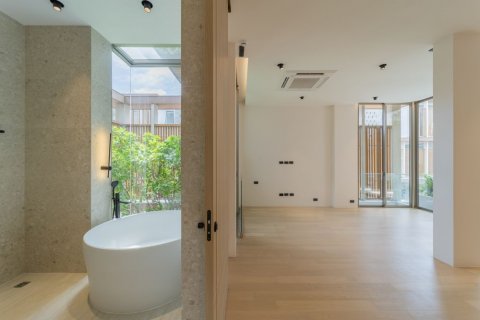 Condominio de 5 dormitorios en Bangkok, Tailandia № 133661 - foto 10