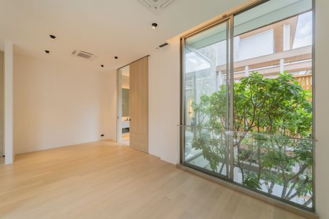 Condominio de 5 dormitorios en Bangkok, Tailandia № 133661 - foto 17