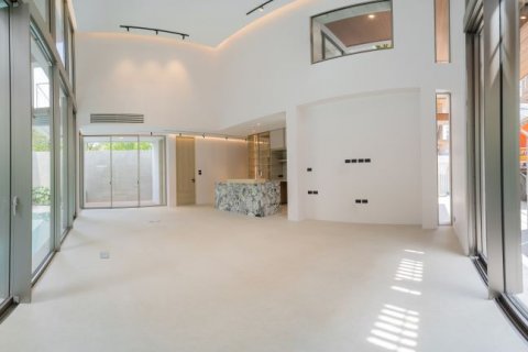 Condominio de 5 dormitorios en Bangkok, Tailandia № 133661 - foto 27