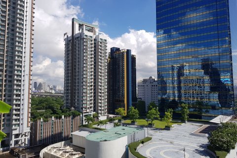 Condominio de 3 dormitorios en Khlong Toei, Bangkok, Tailandia № 200689 - foto 5