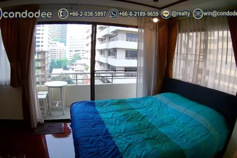 Condo in Khlong Toei, Bangkok, Thailand, 1 bedroom  № 200690 - photo 6