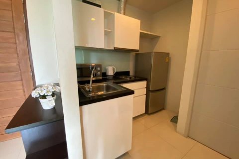 Condominio de 1 dormitorio en Watthana, Bangkok, Tailandia № 200693 - foto 5