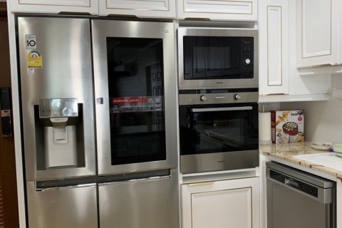 Apartamento de 2 dormitorios en Pattaya, Tailandia № 145386 - foto 19