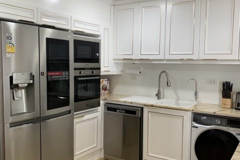 Apartamento de 2 dormitorios en Pattaya, Tailandia № 145386 - foto 21