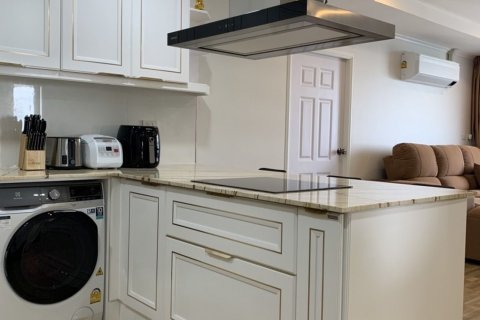 Apartamento de 2 dormitorios en Pattaya, Tailandia № 145386 - foto 17