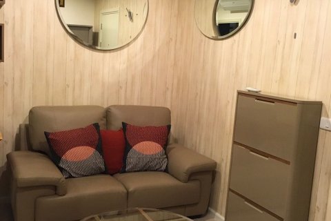 Estudio en el condominio en Bangkok, Tailandia № 145786 - foto 2