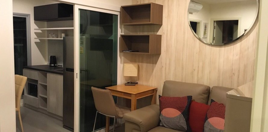Estudio en el condominio en Bangkok, Tailandia № 145786
