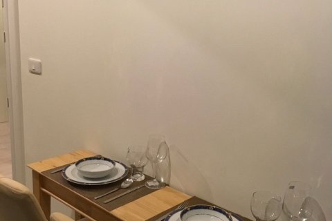 Estudio en el condominio en Bangkok, Tailandia № 145786 - foto 10