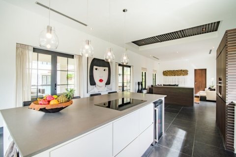 Chalet de 5 dormitorios en Hua Hin, Tailandia № 168694 - foto 4