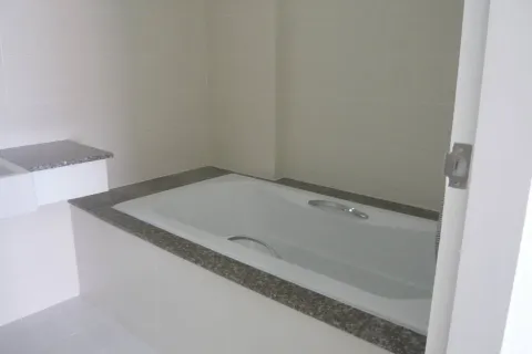 Condominio de 2 dormitorios en Krabi, Tailandia № 138358 - foto 7
