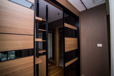 Condominio de 1 dormitorio en Watthana, Bangkok, Tailandia № 200627 - foto 10