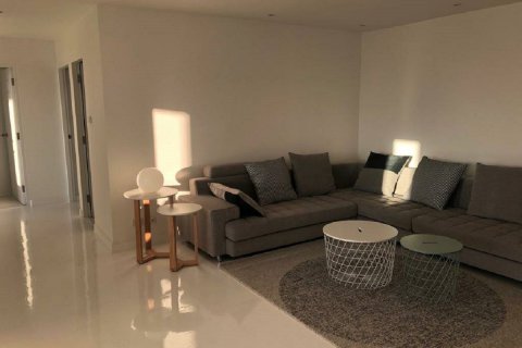 Eigentumswohnung in Watthana, Bangkok, Thailand, 3 Schlafzimmer  № 200628 - Foto 18