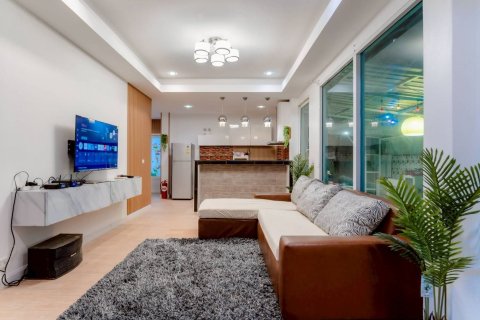 Chalet de 5 dormitorios en Hua Hin, Tailandia № 170957 - foto 6