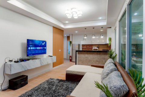 Chalet de 5 dormitorios en Hua Hin, Tailandia № 170957 - foto 5