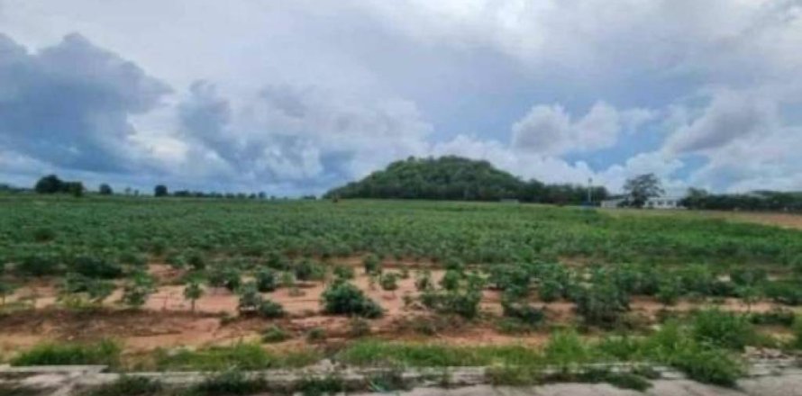 Terreno en Pattaya, Tailandia № 155435