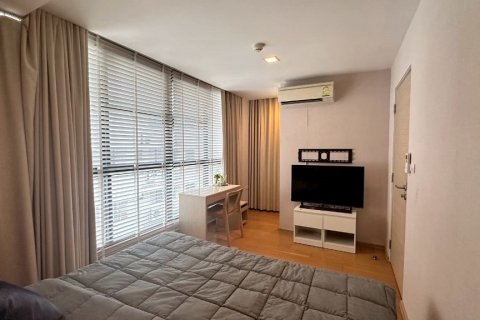 Condominio de 2 dormitorios en Bangkok, Tailandia № 194695 - foto 7