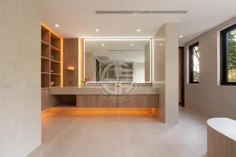 Villa in Kamala, Thailand 6 bedrooms № 194696 - photo 30
