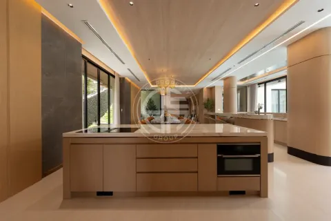 Villa in Kamala, Thailand 6 bedrooms № 194696 - photo 13