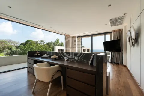 Villa in Kamala, Thailand 6 bedrooms № 194696 - photo 25