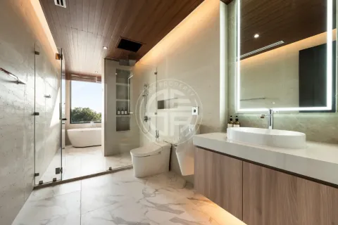 Villa in Kamala, Thailand 6 bedrooms № 194696 - photo 23