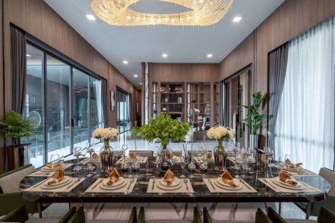 Villa in Pattaya, Thailand 7 Schlafzimmer № 176782 - Foto 7