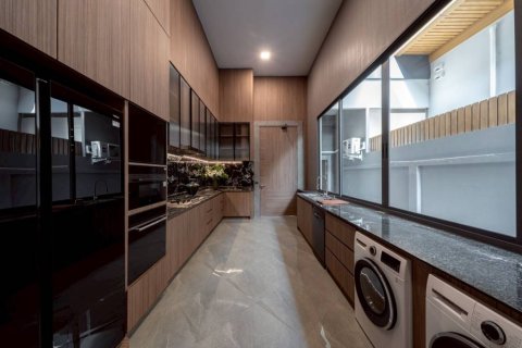 Villa in Pattaya, Thailand 7 Schlafzimmer № 176782 - Foto 8