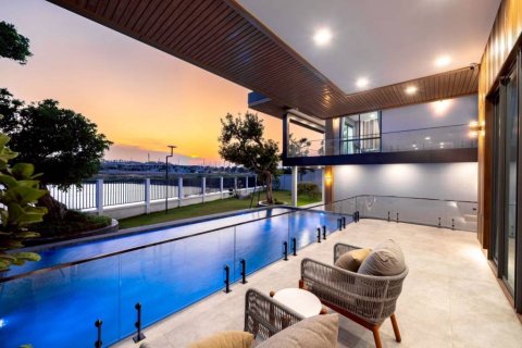 Villa in Pattaya, Thailand 7 Schlafzimmer № 176782 - Foto 2