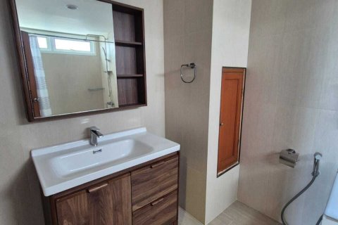 Condo à Watthana, Bangkok, Thaïlande, 3 chambres № 151721 - photo 5