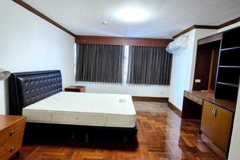 Condo à Watthana, Bangkok, Thaïlande, 3 chambres № 151721 - photo 21
