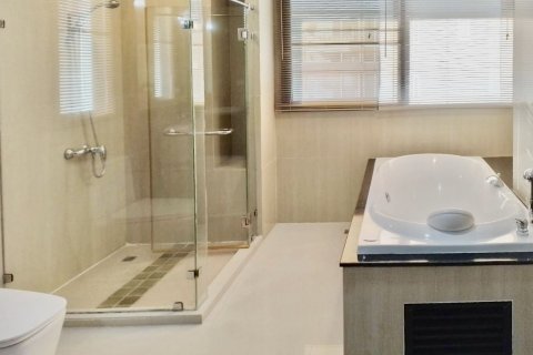 Eigentumswohnung in Pattaya, Thailand, 2 Schlafzimmer  № 138010 - Foto 8