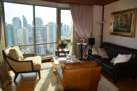 Condo à Bangkok, Thaïlande, 3 chambres  № 66876 - photo 15