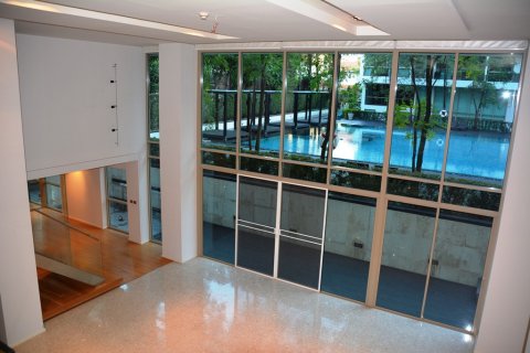 Condo in Bangkok, Thailand, 4 bedrooms  № 66881