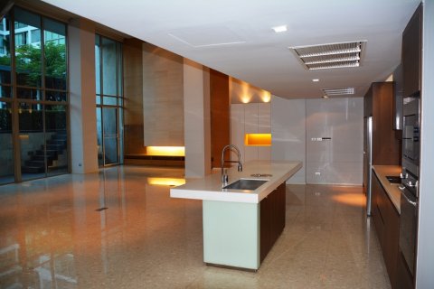 Condominio de 4 dormitorios en Bangkok, Tailandia № 66881 - foto 8