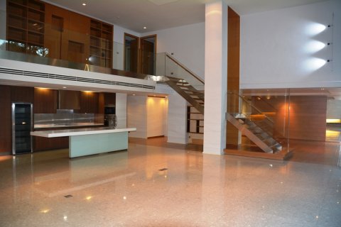 Condominio de 4 dormitorios en Bangkok, Tailandia № 66881 - foto 5