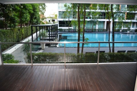 Condominio de 4 dormitorios en Bangkok, Tailandia № 66881 - foto 3