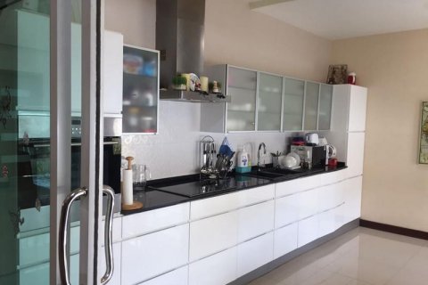 Casa de 4 dormitorios en Pattaya, Tailandia № 66463 - foto 6