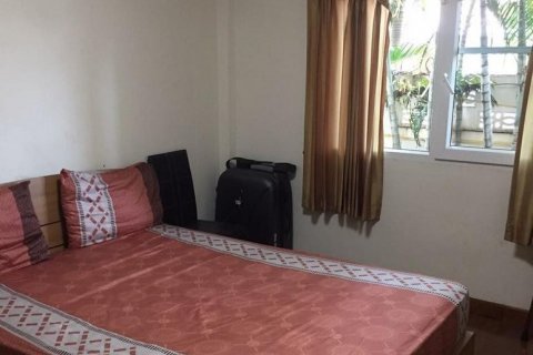 Casa de 4 dormitorios en Pattaya, Tailandia № 66463 - foto 4