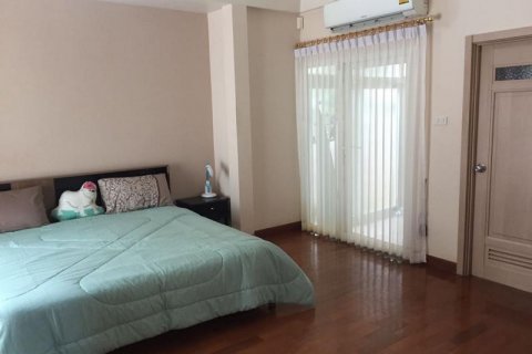 Casa de 4 dormitorios en Pattaya, Tailandia № 66463 - foto 7